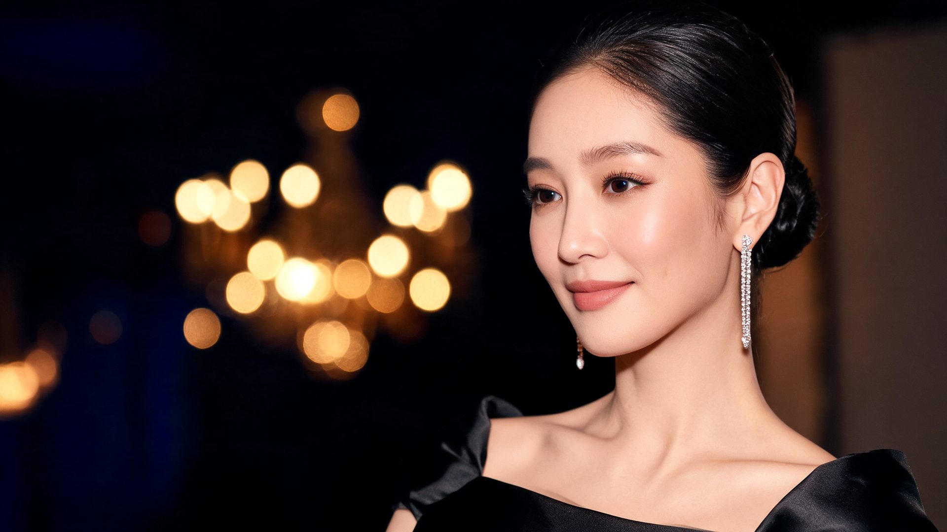 Polished event makeup at an evening gala by Eva Stella